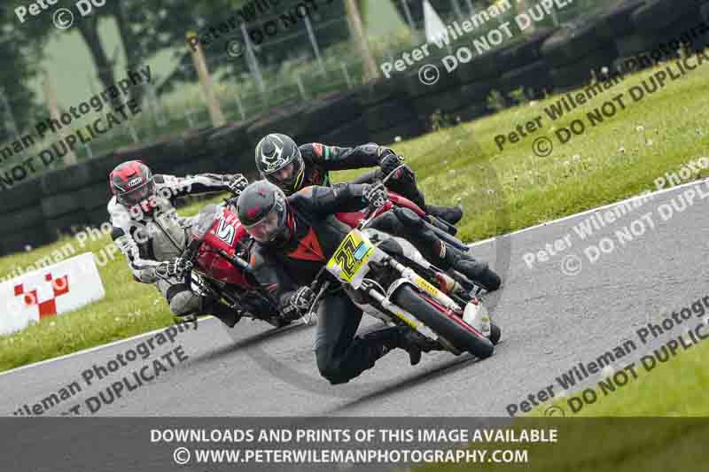 cadwell no limits trackday;cadwell park;cadwell park photographs;cadwell trackday photographs;enduro digital images;event digital images;eventdigitalimages;no limits trackdays;peter wileman photography;racing digital images;trackday digital images;trackday photos